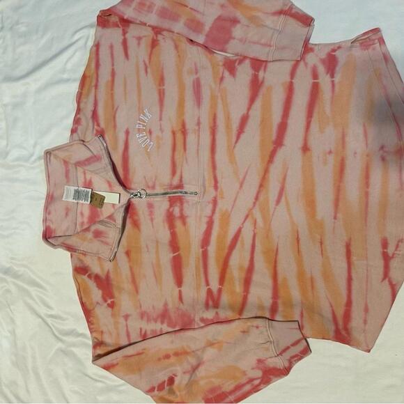 PINK Victoria’s Secret Pullover and leggings set - Picture 4 of 6